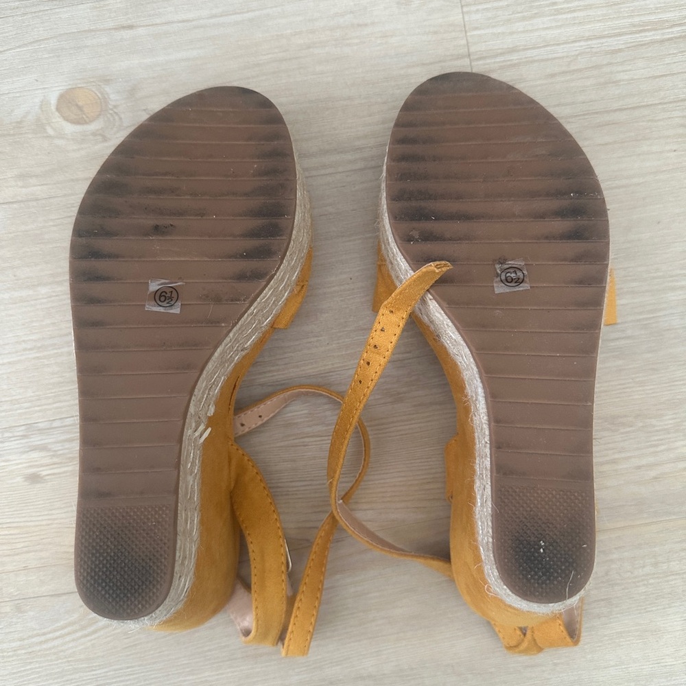 CCOCCI Yellow Espadrille Shoes with Ankle Strap - Picture 5 of 7